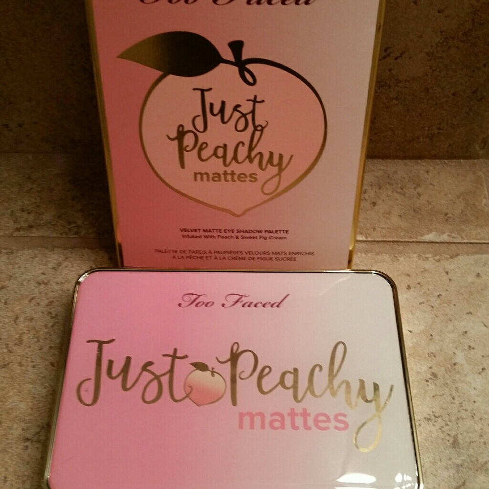 Sold!! Too Faced Sweet Peach Mattes - Picture 5 of 8